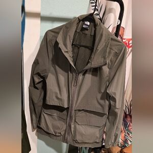 The North Face Sightseer Jacket. Size Large. Olive Green.